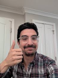 my lil apartment be so clean, cold & smelling good I love being at home ❤️ 