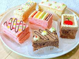 Peng S Kitchen Old School Buttercream Cake Slices Cake Base Recipe School Cake Homemade Cakes
