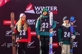 Eileen started skiing when she was only three years old and she became champion of the junior. Eileen Gu And Ben Barclay Claimed Fis Freestyle Skiing Facebook