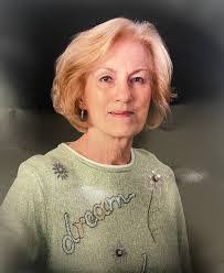 Florence Holman's Instagram, Twitter & Facebook