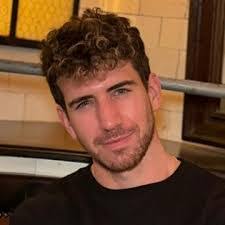 Marcus Jecklin's Instagram, Twitter & Facebook