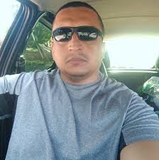 Não estou recebendo nada pra falar isso. Falo de coração. É muito maneiro  ver canal aberto fazendo transmissão da Premier League. Futebol novamente  sendo mostrado pra todos. Baita transmissão.