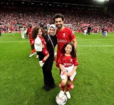 Mohamed Salah shares daughter's adorable reaction and real reason behind  new Liverpool contract | Liverpool.com