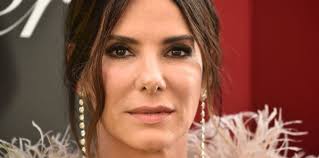 Sandra Bullock : Chirurgie Esthétique, Rumeurs et Réalité