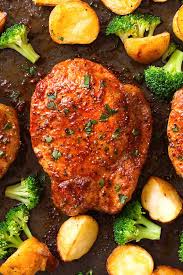 In a nonreactive large bowl or large deep baking dish, combine salt, sugar, bay leaves, coriander, peppercorns and allspice. Oven Baked Boneless Pork Chops Tipbuzz