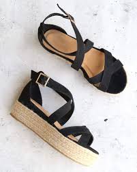 Ankle Strap Black Platform Sandals Pin By Shophearts Com Junior S Onli On Shophearts Com Sandals Heels Heel Sandals Outfit Shoe Boots