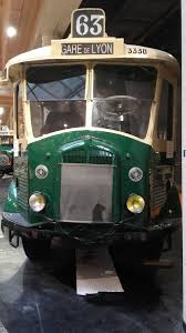 Tn4h Renault A La Maison De La Ratp A Bercy Cars Camion Voiture Voitures Anciennes