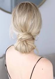 This works well for hair that is long enough to be secured at the top of your head. 5 Easy Low Bun Hairstyles Step By Step