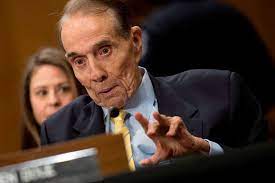 Bob dole was born on july 22, 1923 in russell, kansas, the son of bina m. Former Sen Bob Dole Announces He Has Stage 4 Lung Cancer Wsyr