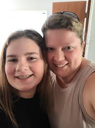 New York City marathon runner support and encouragement