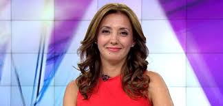 Conductor de aplicación móvil atropelló a desconocido cuando intentaban robarle su vehículo en autopista central. Como Dos Gotas De Agua Priscilla Vargas Y El Increible Parecido Que Tiene Con Su Hermana Tv Y Espectaculo Biobiochile