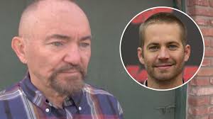 Cody walker is the youngest paul walker`s brother and has the remarkable resemblance in appearance to his brother. Paul Walkers Vater Liebeserklarung An Toten Sohn Leute Bild De