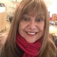 Sandra Hillman's Instagram, Twitter & Facebook