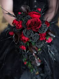 Gothic Bride Bouquet Wedding Flowers Custom Made To Your Designs Photos Are Examples They Re Custom Made Message Me To Discuss Your Ideas Halloween Themed Wedding Gothic Wedding Gothic Bride