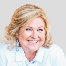 Lorraine Atkinson's Instagram, Twitter & Facebook