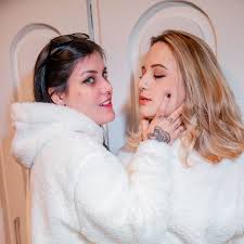 Júlia e Flávia - YouTube