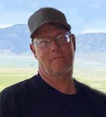 Cameron Seamons's Instagram, Twitter & Facebook