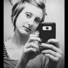 Beth Lengel's Instagram, Twitter & Facebook