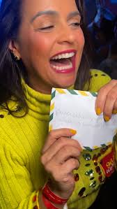 🌻 Eu ainda tô tentando absorver tudo o que eu vivi nesse último sábado, na  festa dos 90 anos da @radiotupi na minha terra, em Caxias! , #, 🙏 Um  gracias especial aos meus produtores (CALMAAA, CALMAAAA) ...