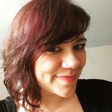 Lauren Leclair's Instagram, Twitter & Facebook