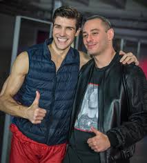 Bolle also dances regularly as a guest artist with the world's leading companies, including the royal ballet. Roberto Bolle Danza Con Me Apre Il Nuovo Anno Di Rai 1 Corriere Nazionale