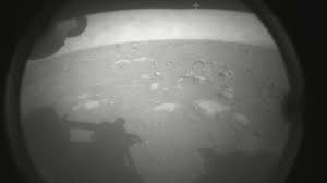 To land on mars, the rover started its descent at a speed of over 20,000 kilometers per hour (12,000 miles per hour). Xlxzki0pdfe Om