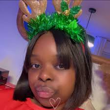 wat alcohol taste bad but ppl pretend as if it taste good 😭