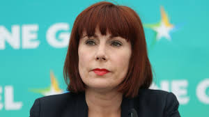 Tributes paid to 'hero' Garda who died while diving off coast