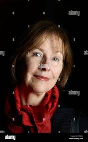 Elizabeth simmonds hi-res stock photography and images