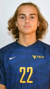 Isaac Bragg's Instagram, Twitter & Facebook