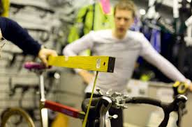 Bei schmerzen im knie ist gezieltes bewegungstraining besser als schonen. Knieschmerzen Beim Radfahren Alles Was Sie Wissen Mussen Raddeluxe