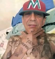 Mi cara despues de ver las HISTORIAS de Nao.mimi