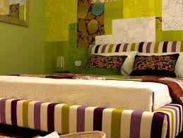 Idee di stile per avere una camera da letto moderna, classica, shabby, scegli armadi su misura e colori delle pareti decorativi. Come Arredare Fai Da Te La Camera Da Letto Donna Moderna