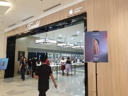 Sns network, a msc status company was established in 1998, incorporated in 2000 and the head office is located in ipoh, perak. Iphone Xr Xs Xs Max And Apple Watch Series 4 Grand Launch Liveatpc Com Home Of Pc Com Malaysia