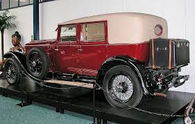 Both francophiles, darrin and hibbard wished to seek their fortunes in paris, a city attempting to reestablish the belle époque after five years of world war i in 1922 they founded hibbard & darrin coachworks. Coachbuild Com View Topic Hibbard Darrin Minerva