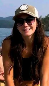 Many hate me but fells love me that's life