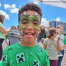 Happy face painting 1