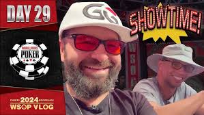 DOWN to the FINAL 12 with PHIL IVEY!