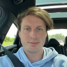 Amazon.com: typecase Mens Wallet with AirTag Holder: Secure Holder for  Apple Air Tag, Top Grain Leather, RFID Blocking, Bifold, Slim, Minimalist,  Large Capacity