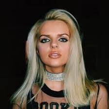 Alexandra Presley's Instagram, Twitter & Facebook