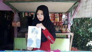 Contoh gambar gedung sekolah smk. Jualan Sketsa Dan Kopi Febi Ingin Sekolah Lagi Republika Online