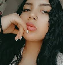 Daniela Armas's Instagram, Twitter & Facebook