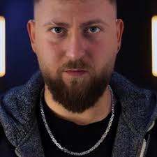 Gennaro Troia Music & Downloads