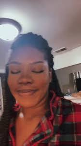 Tia Spears's Instagram, Twitter & Facebook