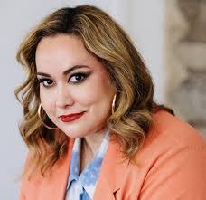 Val Longoria's Instagram, Twitter & Facebook