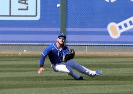 Born in candelaria, valle del cauca, reyes played club football for américa de cali. 2021 Mlb Debut Chart With Signing Scouts