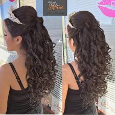 If you have a voluminous dress with loads of pearls and applications, a less complicated hairdo will be a great match. 48 Of The Best Quinceanera Hairstyles That Will Make You Feel Like A Queen
