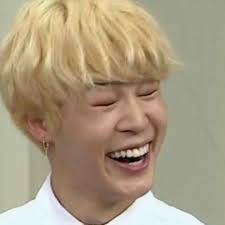 Lu bayangin dah harga diri gue udah kayak apartemen, kata ayu disertai tawa. Pin Oleh Chi Di Bts Wajah Meme Wajah Lucu Selebritas