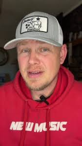 Chad Bromley's Instagram, Twitter & Facebook