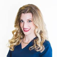 Julie Daniel's Instagram, Twitter & Facebook